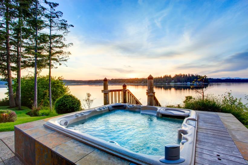 Hot Tub with a Spectacular View